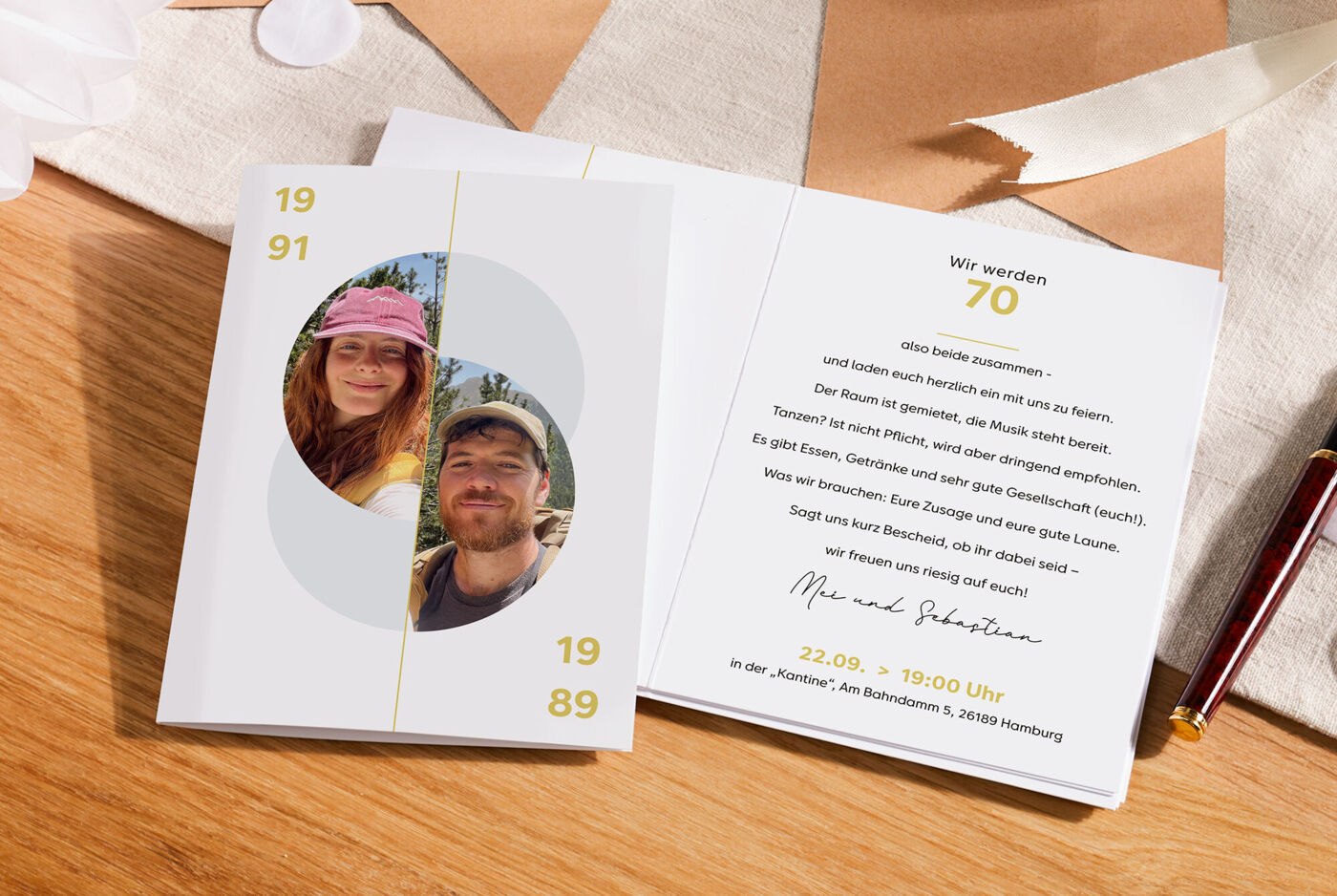 Ein personalisiertes Einladungskarten-Design zur 70. Feier mit Fotos und Details.